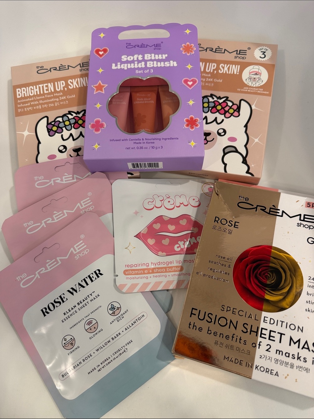 The Crème Shop - Gift Bundle 14 face masks, 1 lip mask, set of 3 Liquid Blush